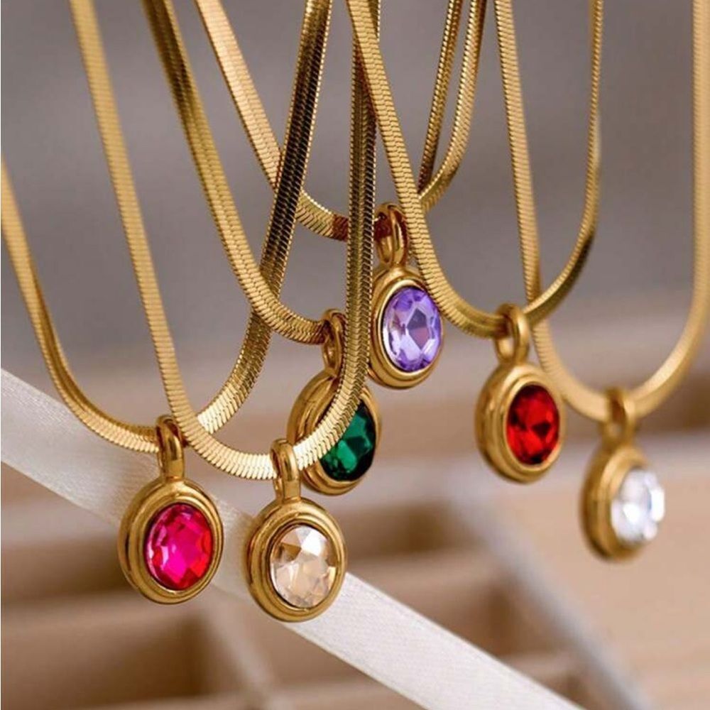 Gold Necklace with white stone Pendant M510